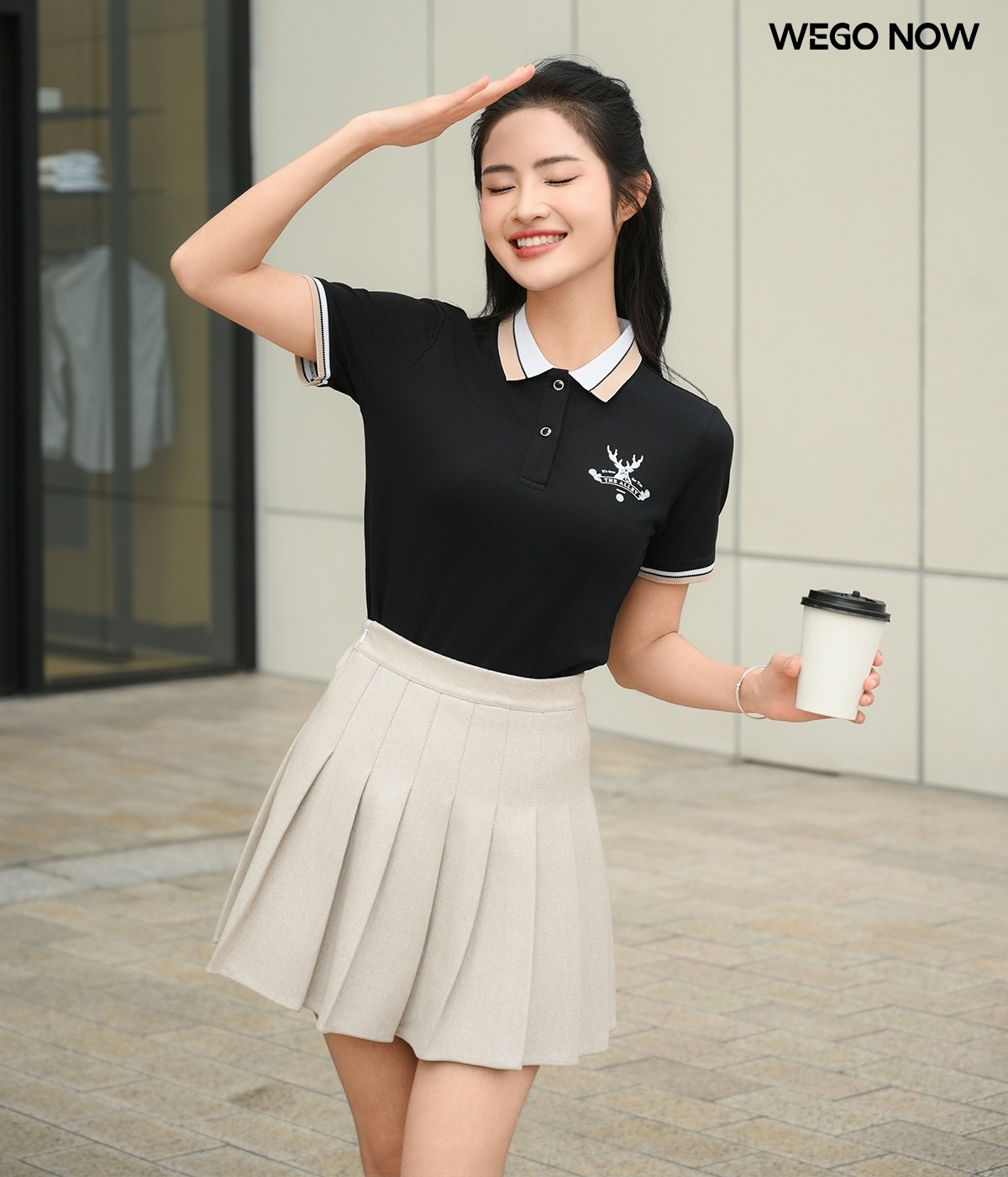 Áo thun phông đồng phục Spring Blooming màu đen 01