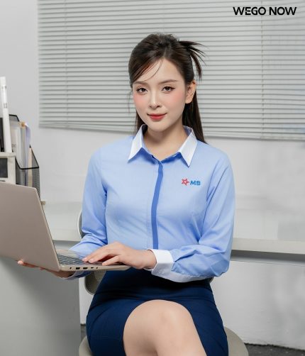 Đồng phục áo sơ mi màu xanh phối trắng MB